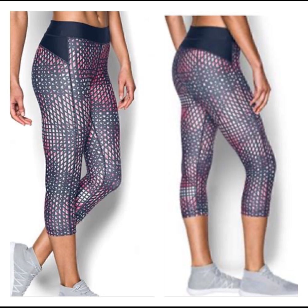 Under Armour heat gear printed Capri leggings XS